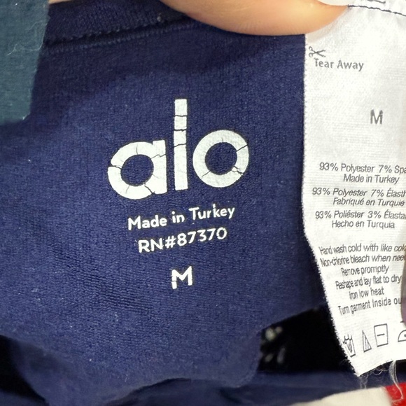 Alo Yoga Tops |
Alo Vixen Fitten
Muscle Tank - Picture 3 of 3